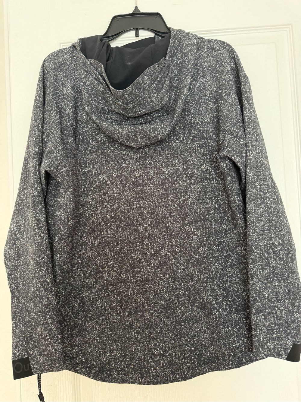 Outdoor Voices Black and Gray Women's Jacket - Picture 4 of 11
